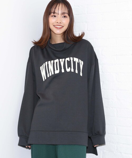 Cutie Blonde(キューティーブロンド)の「◆裏起毛ハイネックBIGチュニック(スウェット・レディース・ブラウン系その他2/ブルー/ライトベージュ/グレー系その他・00)」の2枚目の写真