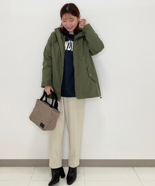 Cutie Blonde(キューティーブロンド)の「◆裏起毛ハイネックBIGチュニック(スウェット・レディース・ブラウン系その他2/ブルー/ライトベージュ/グレー系その他・00)」の6枚目の写真