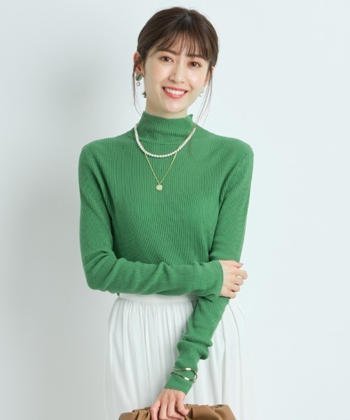 Apuweiser-riche（アプワイザーリッシェ）の「ハイネックシアーニット（ニット/セーター・レディース・ホワイト/グリーン/コーラルピンク/チャコールグレー・2）」の12枚目の写真