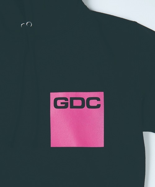 GDC（ジーディーシー）の「BOXLOGO HOODIE（パーカー・メンズ・ホワイト/ブラック/グレー・MEDIUM/LARGE/X-LARGE）」の4枚目の写真