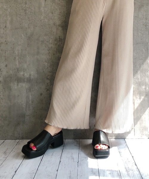 Noubel Voug Relax（ヌーベルヴォーグリラックス）の「バルキーヒールサンダル（サンダル・レディース・ホワイト/ブラック/ベージュ・LL/S/M/L）」の19枚目の写真