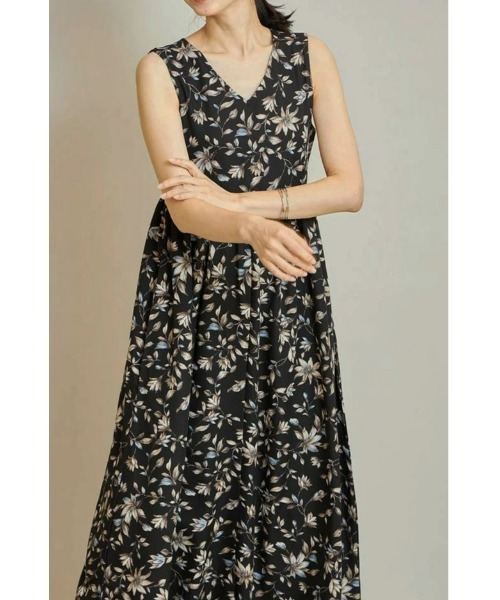 &. NOSTALGIA（アンドドットノスタルジア）の「前後2WAYリーフドレス（ワンピース・レディース・ホワイト/ブラック・FREE）」の7枚目の写真