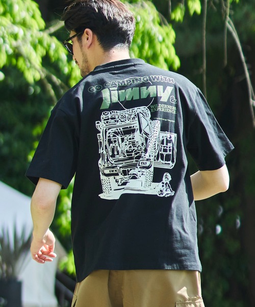 ADPOSION（アドポーション）の「【JIMNY×WILDERNESS EXPERIENCE】 別注グラフィックプリントTシャツ（Tシャツ/カットソー・メンズ・ホワイト系1/ホワイト系2/ホワイト系3/ブラック系1/ブラック系2/ブラック系3/グリーン系1/グリーン系2/グリーン系3・MEDIUM/LARGE/X-LARGE）」の6枚目の写真