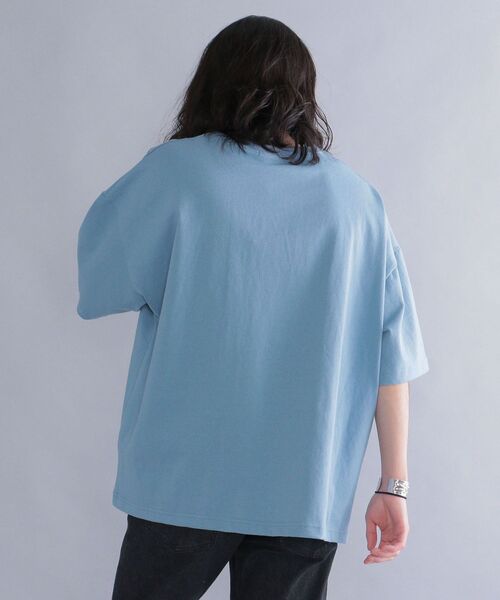 SHIPS(シップス)の「*SHIPS: ビッグシルエット ヘビーウェイト コットン クルーネック Tシャツ(Tシャツ/カットソー・メンズ・ホワイト/ベージュ/グレー/ブルー・SMALL/MEDIUM/LARGE)」の19枚目の写真