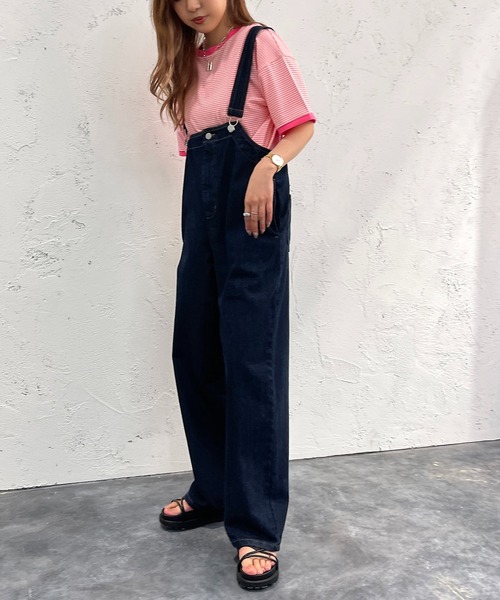 apres jour mignon（アプレジュールミニョン）の「ハイウエストサス付きパンツ【ZOZOTOWN限定アイテム】（サロペット/オーバーオール・レディース・ブラック/ダークインディゴブルー・SMALL/MEDIUM/X-LARGE）」の2枚目の写真