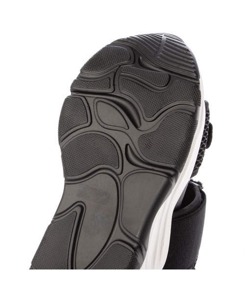 Mafmof（マフモフ）の「Mafmof(マフモフ)ボリュームソールビジュースポーツサンダル（サンダル・レディース・ブラック/ホワイト・M/LL/L/S）」の14枚目の写真