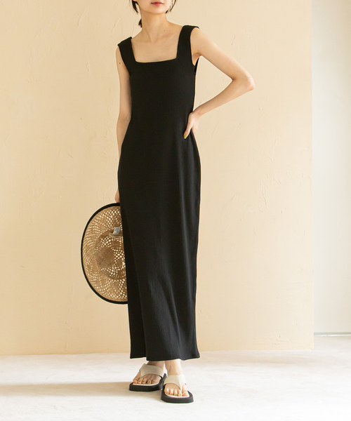U by SPICK&SPAN(ユーバイスピックアンドスパン)の「スクエアネックリブワンピース(ワンピース・レディース・ブラック/ブラウン/ベージュ・FREE)」の5枚目の写真