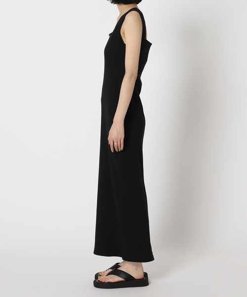 U by SPICK&SPAN(ユーバイスピックアンドスパン)の「スクエアネックリブワンピース(ワンピース・レディース・ブラック/ブラウン/ベージュ・FREE)」の17枚目の写真