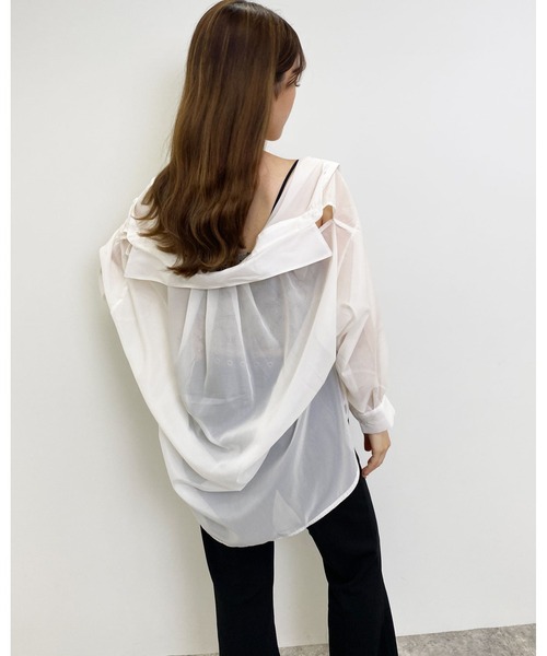 INGNI（イング）の「肩スリットシアー／シャツ（シャツ/ブラウス・レディース・ピンク/アイボリー/ミント/ブルー・M）」の11枚目の写真