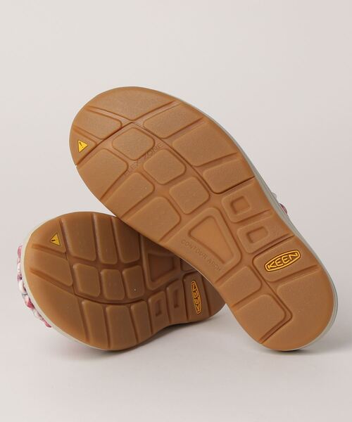 KEEN（キーン）の「UNEEK CANVAS / ユニーク キャンバス/ レディース スニーカー サンダル（サンダル・レディース・ピンク系・24cm/23cm/24.5cm/25cm/23.5cm/22.5cm/25.5cm）」の3枚目の写真