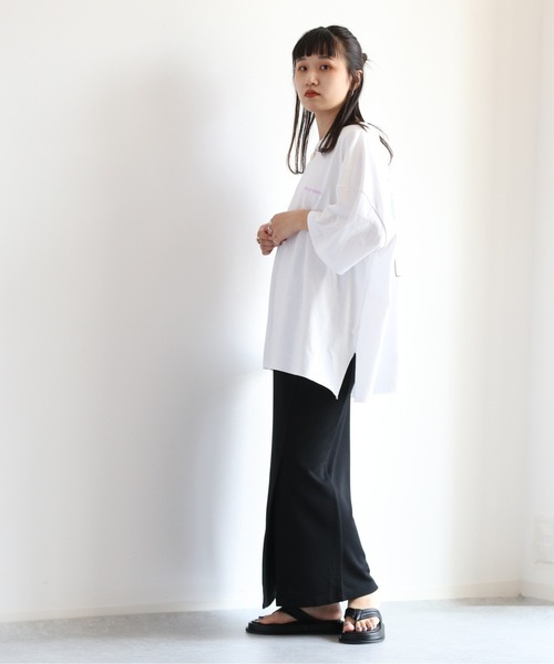 CONVERSE(コンバース)の「【CONVERSE】コンバースオールスター バックプリントビッグTee(Tシャツ/カットソー・レディース・ホワイト/ブラック/ベージュ/ホワイト系その他/ブラック系その他/ベージュ系その他・M)」の16枚目の写真