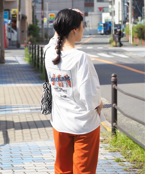 CONVERSE(コンバース)の「【CONVERSE】コンバースオールスター バックプリントビッグTee(Tシャツ/カットソー・レディース・ホワイト/ブラック/ベージュ/ホワイト系その他/ブラック系その他/ベージュ系その他・M)」の8枚目の写真