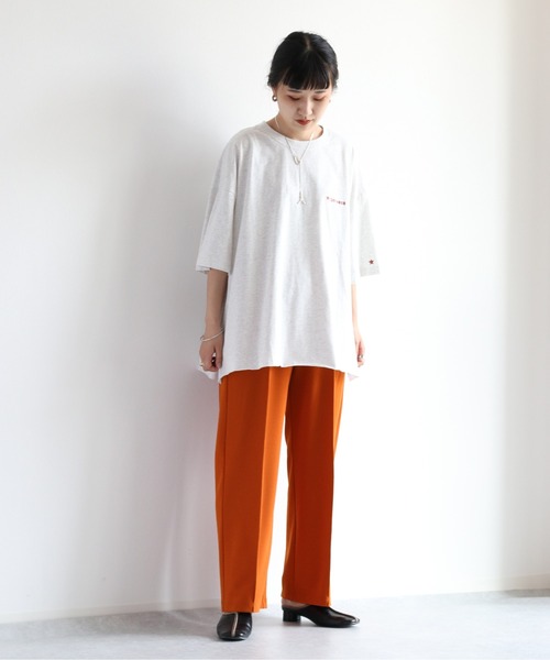 CONVERSE(コンバース)の「【CONVERSE】コンバースオールスター バックプリントビッグTee(Tシャツ/カットソー・レディース・ホワイト/ブラック/ベージュ/ホワイト系その他/ブラック系その他/ベージュ系その他・M)」の11枚目の写真