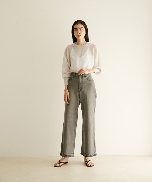 SALON adam et rope'（サロン アダム エ ロペ）の「シアークルーネックTプルオーバー（Tシャツ/カットソー・レディース・ブラック/オフホワイト/ベージュ・FREE）」の10枚目の写真