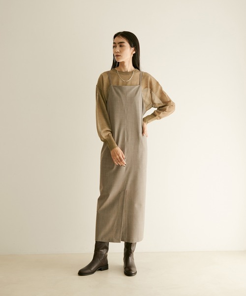 SALON adam et rope'（サロン アダム エ ロペ）の「シアークルーネックTプルオーバー（Tシャツ/カットソー・レディース・ブラック/オフホワイト/ベージュ・FREE）」の12枚目の写真