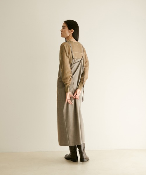 SALON adam et rope'（サロン アダム エ ロペ）の「シアークルーネックTプルオーバー（Tシャツ/カットソー・レディース・ブラック/オフホワイト/ベージュ・FREE）」の8枚目の写真