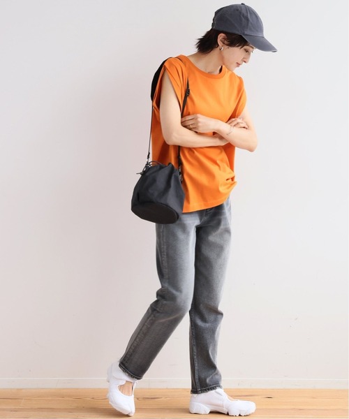 JOURNAL STANDARD relume(ジャーナルスタンダード レリューム)の「《追加》汗染み防止フレンチスリーブTEE(Tシャツ/カットソー・レディース・ホワイト/チャコールグレー/ブラック/ブラウン/オレンジ・FREE)」の11枚目の写真