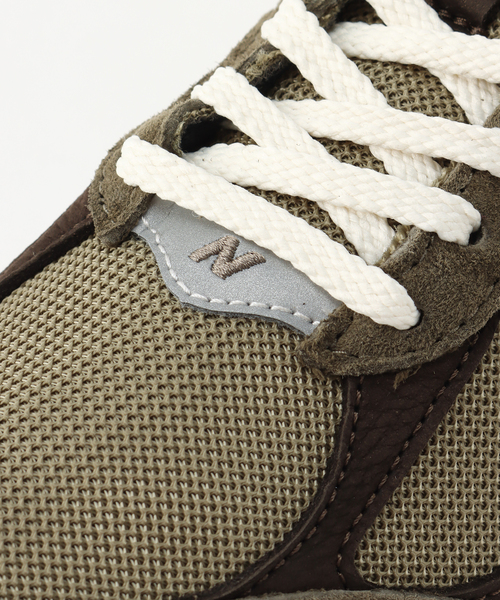 SLOBE IENA（スローブイエナ）の「【NEW BALANCE / ニューバランス】 M2002RHN（スニーカー・レディース・チャコールグレー・22.5cm/23cm/23.5cm/24cm/24.5cm）」の17枚目の写真