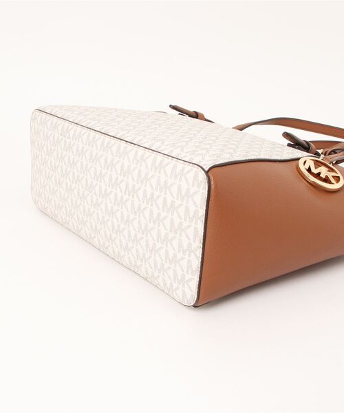 MICHAEL KORS（マイケルコース）の「CHARLOTTE トート ラージ（トートバッグ・レディース・ホワイト系・FREE）」の3枚目の写真