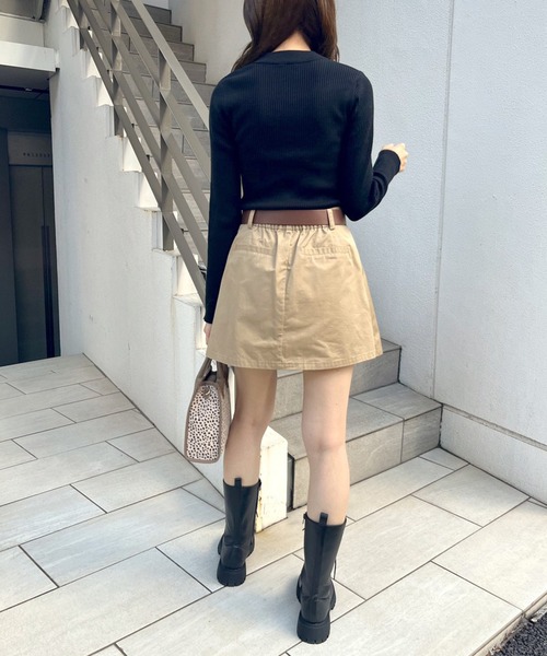 OLIVE des OLIVE（オリーブデオリーブ）の「チョーカーネックダブルフロントプルオーバ（ニット/セーター・レディース・オフホワイト/サックスブルー/グレー/ブラック・FREE）」の7枚目の写真