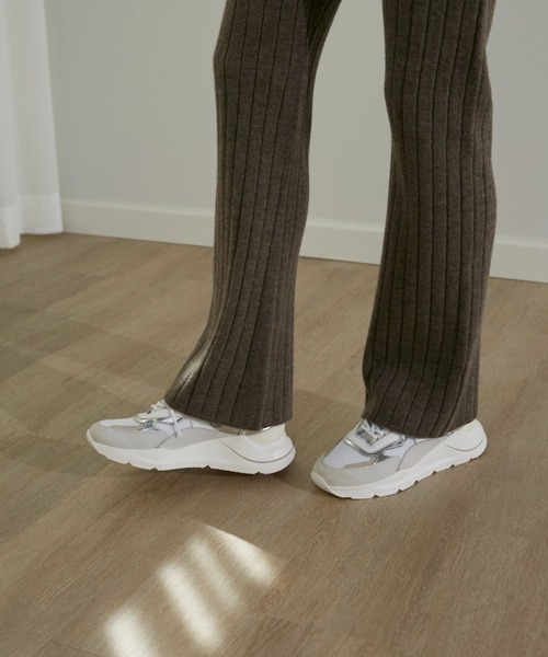 YVON(イヴォン)の「ワイドリブニットパンツ(その他パンツ・レディース・ベージュ/モカ・9号)」の9枚目の写真