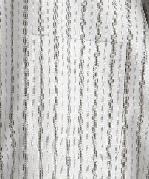 green label relaxing(グリーンレーベルリラクシング)の「オックス ストライプ バンドカラー シャツ -防シワ-(シャツ/ブラウス・メンズ・ホワイト/ベージュ/ロイヤルブルー・M/L/XL/S)」の18枚目の写真