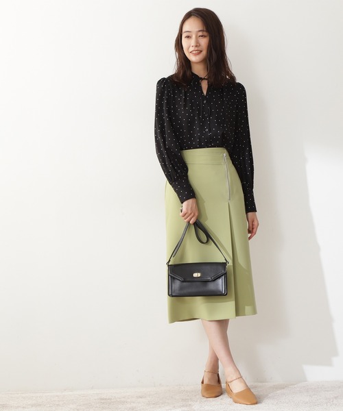 N.（N. Natural Beauty Basic）（エヌエヌナチュラルビューティーベーシック）の「アンクルチェーンストラップフラットパンプス（パンプス・レディース・ブラック/ベージュ・LARGE/MEDIUM）」の20枚目の写真