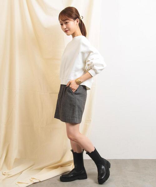 FEELING MADE（フィーリングメイド）の「FEELING MADE ヘビー裏毛 ショートワイド 袖ボリュームプルオーバー（スウェット・レディース・ライトグレー/ブラック/オフホワイト・FREE）」の5枚目の写真