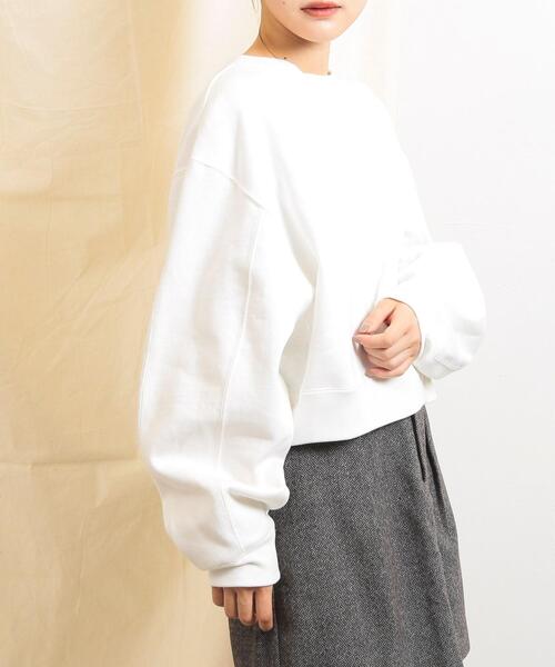 FEELING MADE（フィーリングメイド）の「FEELING MADE ヘビー裏毛 ショートワイド 袖ボリュームプルオーバー（スウェット・レディース・ライトグレー/ブラック/オフホワイト・FREE）」の6枚目の写真