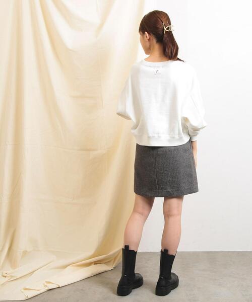 FEELING MADE（フィーリングメイド）の「FEELING MADE ヘビー裏毛 ショートワイド 袖ボリュームプルオーバー（スウェット・レディース・ライトグレー/ブラック/オフホワイト・FREE）」の7枚目の写真