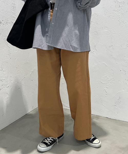 kutir(クティール)の「ハイウエストチノワイドパンツ(チノパンツ・レディース・カーキ/ブラック/ベージュ/ブラウン・MEDIUM/LARGE/SMALL)」の1枚目の写真