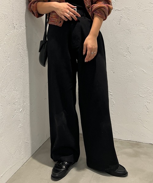 kutir(クティール)の「ハイウエストチノワイドパンツ(チノパンツ・レディース・カーキ/ブラック/ベージュ/ブラウン・MEDIUM/LARGE/SMALL)」の2枚目の写真