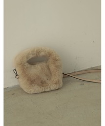 Re:EDIT | [神山まりあさん着用][WINTER COLLECTION]フェイクファーハンドバッグ(ハンドバッグ)