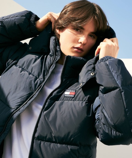 トミージーンズ　パデットダウンジャケット　グランジ系　ウォッシュド加工　短丈 TOMMY JEANS ダウンジャケット ダウン デニムパファージャケット