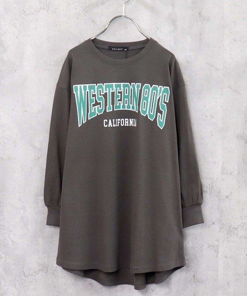 THE CASUAL(カジュアル)の「選べる18カラービッグシルエットひざ丈ワンピース(ワンピース・キッズ・ブラック/ダークグリーン/ベージュ/ネイビー/ブラウン/オフホワイト/ミント/ラベンダー/チャコール/ホワイト系/ホワイト系1/ホワイト系2/ホワイト系3/ホワイト系4/ホワイト系5/ホワイト系6/ホワイト系7/ホワイト系8・110cm/120cm/130cm/140cm/150cm/160cm)」の13枚目の写真