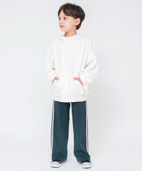 BRANSHES（ブランシェス）の「【バックプリント】ロゴフーデットパーカー（スウェット・キッズ・ネイビー/ブラック/アイボリー・130/110/140/150/160/120/100）」の6枚目の写真