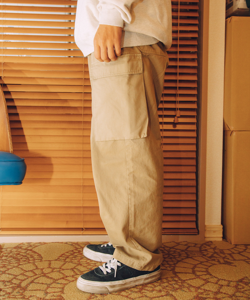 JOURNAL STANDARD（ジャーナルスタンダード）の「【MALL/モール】6ポケット チノパンツ（カーゴパンツ・メンズ・ブラック/ベージュ・MEDIUM/LARGE/X-LARGE）」の4枚目の写真