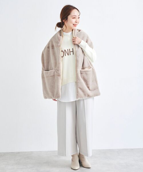 le.coeur blanc（ルクールブラン）の「TWEEDMILL フェイクファーポケツキストール（ストール/ショール・レディース・ベージュ・FREE）」の4枚目の写真