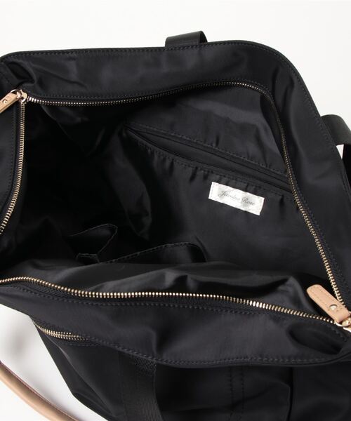 Jewelna Rose（ジュエルナローズ）の「フラッフィー ボストントートバッグ（ボストンバッグ・レディース・ネイビー/ベージュ/ブラック・FREE）」の4枚目の写真