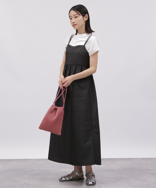 LAKOLE（ラコレ）の「プリーツ巾着2WAYバッグ / 177661（ショルダーバッグ・レディース・ブラック/シルバー/ライトグリーン/グレイッシュベージュ/オレンジ/ピンク/イエロー・FREE）」の8枚目の写真