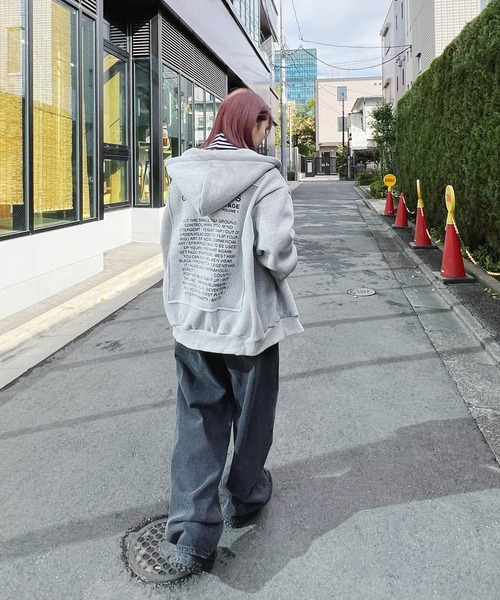 Figments（フィグメンツ）の「【裏起毛】GREATESTジップパーカー（パーカー・レディース・グレー/ブラック・FREE）」の6枚目の写真