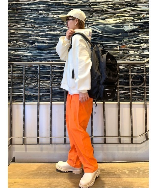 CAMP7(キャンプセブン)の「【CAMP7】フードエンボスパーカー(パーカー・レディース・ベージュ/オフホワイト/ブラック・M/L)」の13枚目の写真