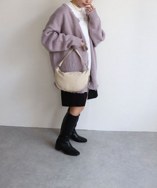 T・S・L（ティーエスエル）の「ハーフムーンショルダーバッグ（ショルダーバッグ・レディース・チャコールグレー/レモンイエロー/アイボリー/グリーン・FREE）」の7枚目の写真