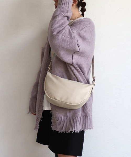 T・S・L（ティーエスエル）の「ハーフムーンショルダーバッグ（ショルダーバッグ・レディース・チャコールグレー/レモンイエロー/アイボリー/グリーン・FREE）」の8枚目の写真