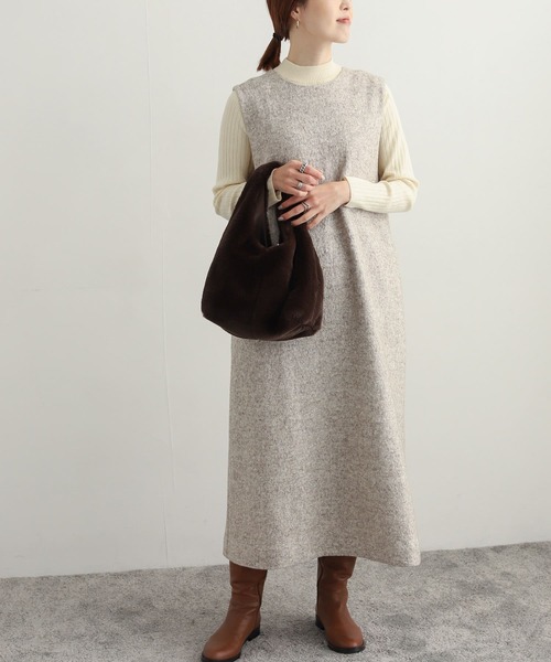 URBAN RESEARCH DOORS(アーバンリサーチドアーズ)の「ウール混ブークレカットジャンパースカート(ワンピース・レディース・ブラック/グレー/ライトベージュ・MEDIUM)」の7枚目の写真
