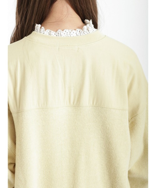 Samansa Mos2(サマンサ モスモス)の「布帛貼りワッフルロゴTシャツ(Tシャツ/カットソー・レディース・ベージュ/イエロー/チャコール・フリ-)」の19枚目の写真