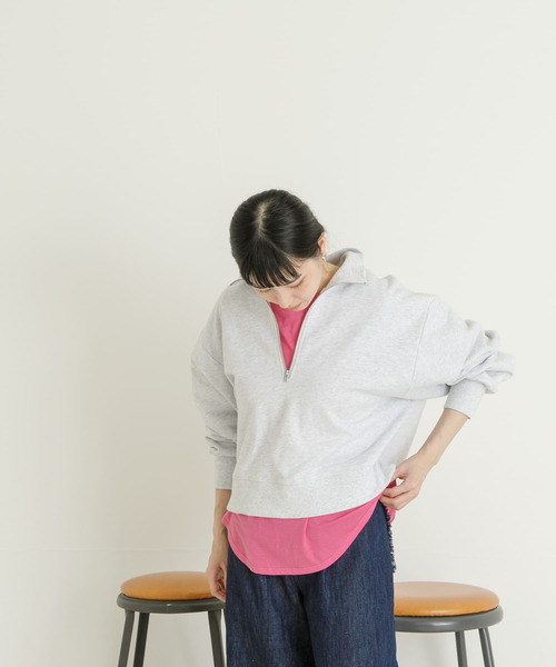 UR Lab.（アーバンリサーチラボ）の「スタンドジップ裏毛プルオーバー（Tシャツ/カットソー・レディース・ベージュ系その他/ネイビー/グレー系その他・FREE）」の13枚目の写真