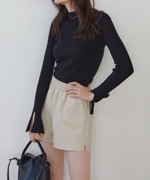 ACYM(アシーム)の「Relax leather short パンツ(その他パンツ・レディース・アイボリー/ブラウン・FREE)」の9枚目の写真