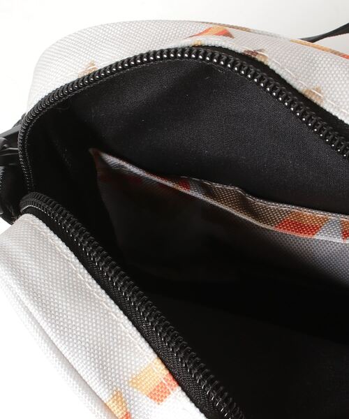 PENDLETON(ペンドルトン)の「∴【 PENDLETON / ペンドルトン 】キューブミニショルダーバッグ CUBE MINI SHOULDERBAG(ショルダーバッグ・レディース・ラベンダー/オフホワイト/ブラック・FREE)」の14枚目の写真