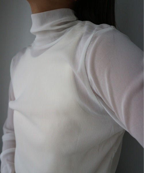 TRUNC（トランクエイティーエイト）の「Sheer Highneck Pullover（Tシャツ/カットソー・レディース・アイボリー/ブラック・FREE）」の5枚目の写真